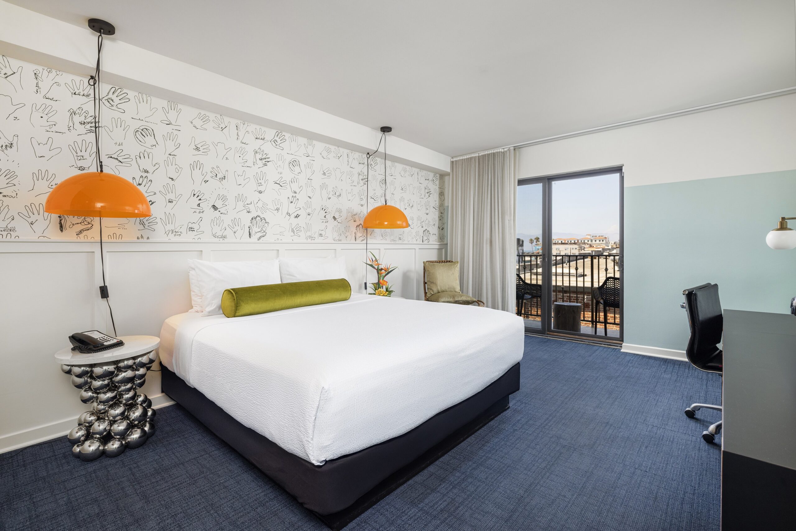 City View King Room | Hotel Erwin Venice Beach