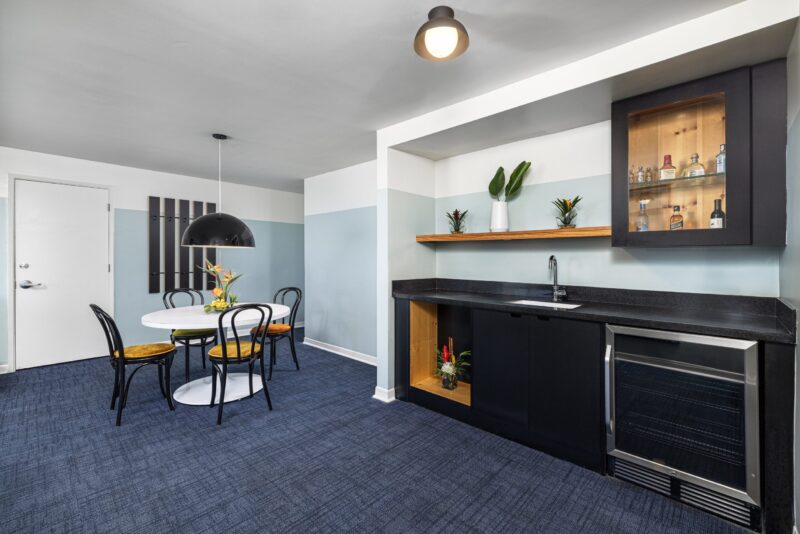Ocean View King Suite Kitchen